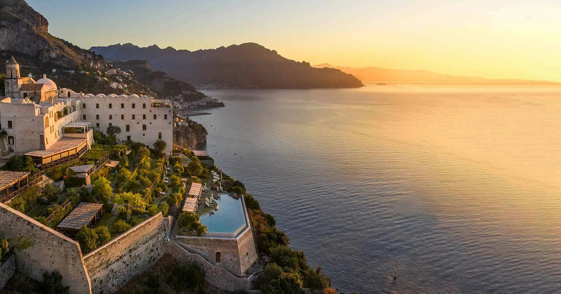 Monastero Santa Rosa in Conca dei Marini: the monastery on the cliff above the sea